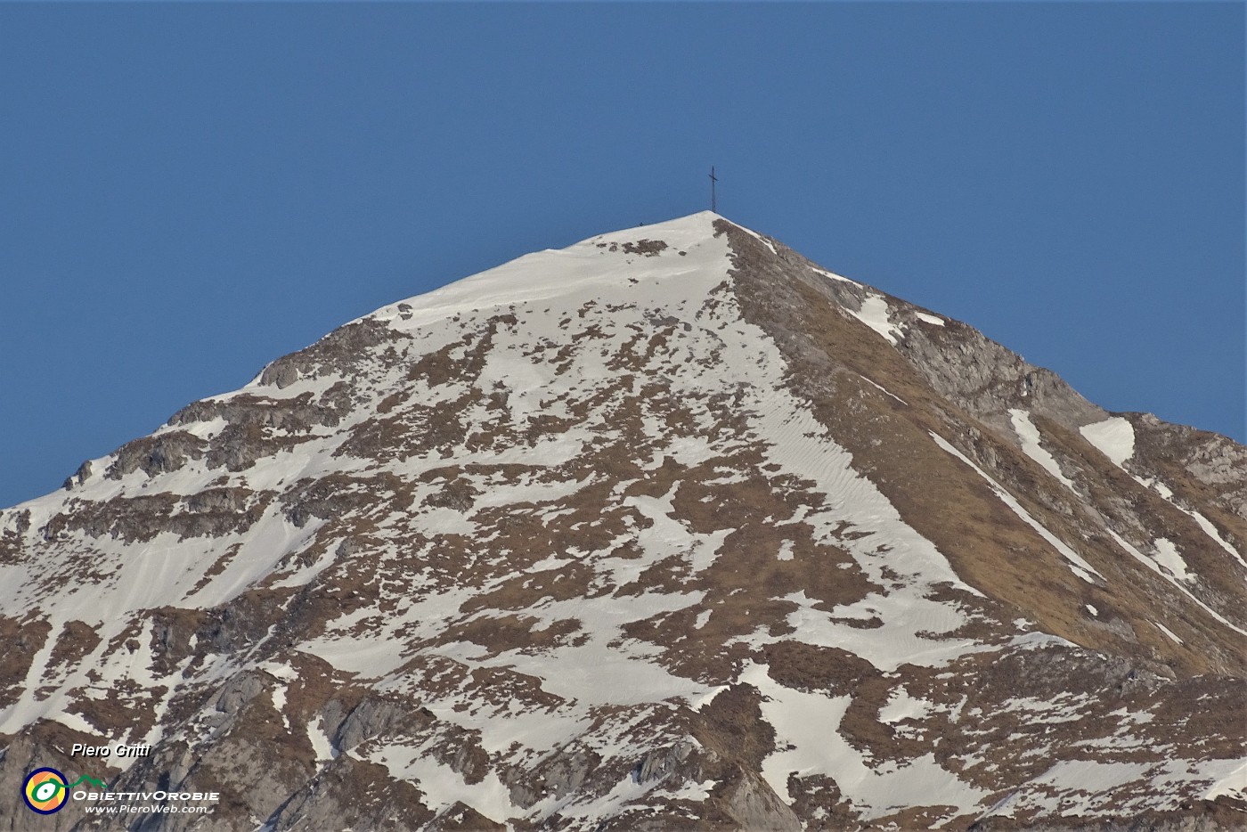 98 Zoom sulla cima del Monte Cavallo (2323 m).JPG
